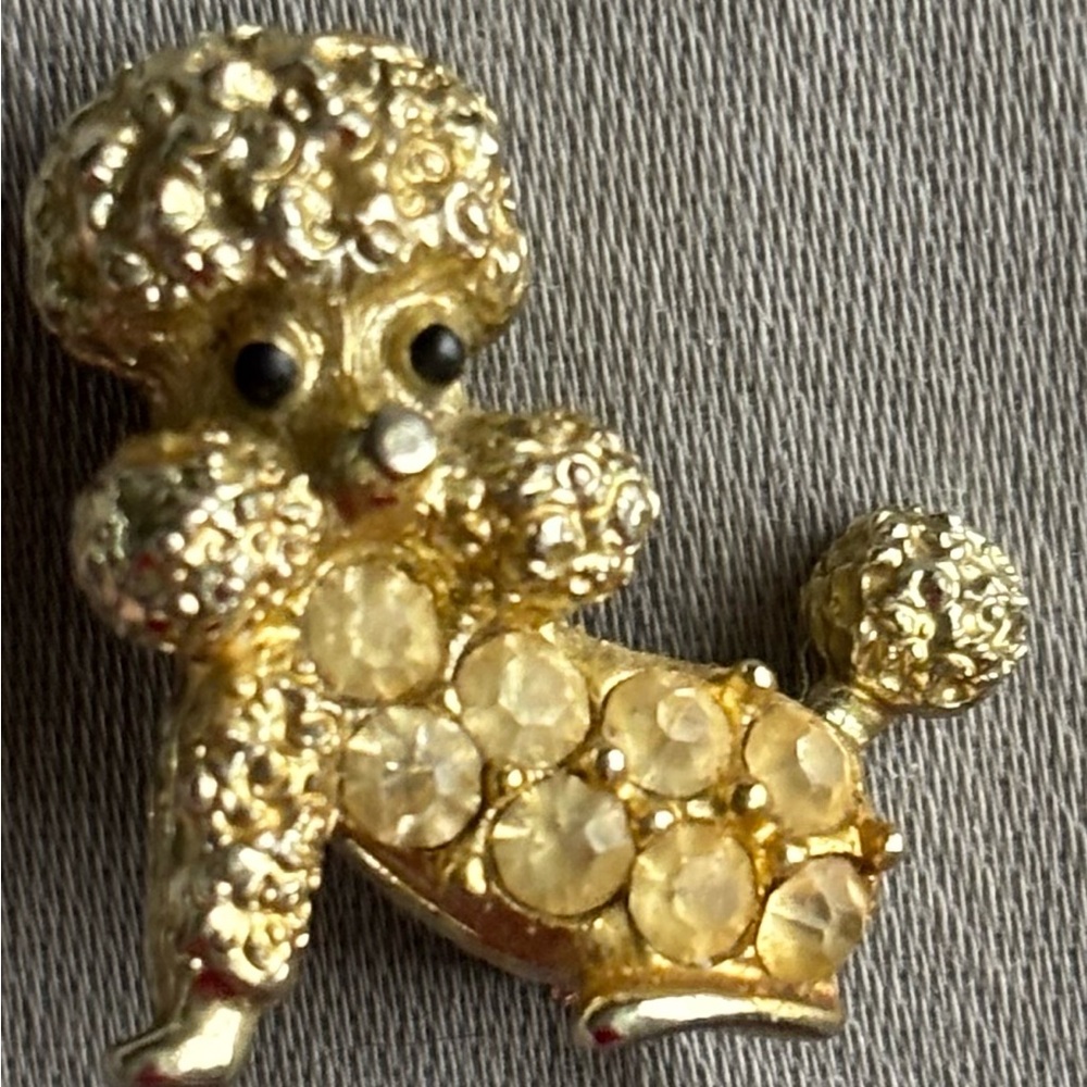 Nemo Brooch Pin Jewelry Poodle Signed Rhinestones Vintage Gold Tone Small